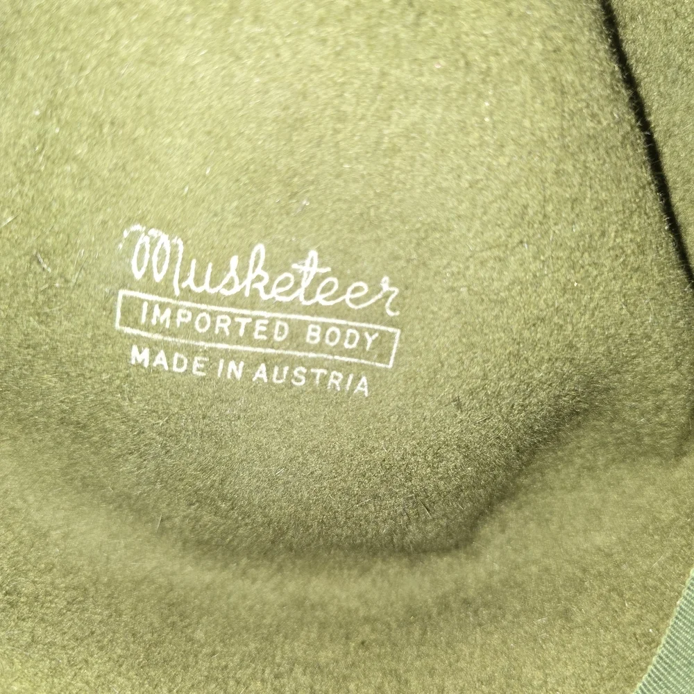 Vintage Musketeer Styled By Coroline Faux Fur And Wool Elegant Green Women's Hat